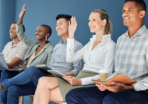 Comment participer à des chantiers de rénovation de châteaux historiques en France ?